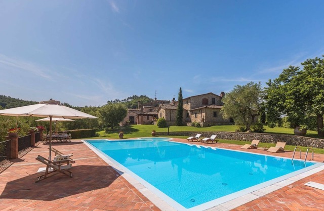 Villa Travicello - Vier Schlafzimmer Villa, Schläft 8