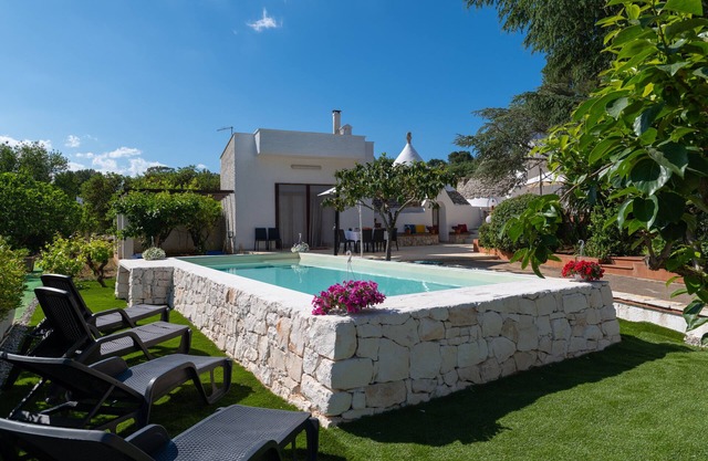 Villa 'Trulletti Gioia' mit privatem Pool, WLAN und Klimaanlage