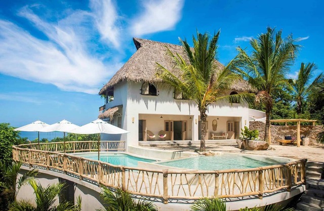 Villa Valentin - Private Tropical Paradise