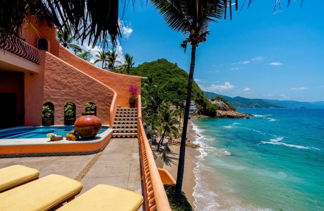 Villa Ventura 5 Star Luxury,Fully Staffed,Private Pool,Private Beach