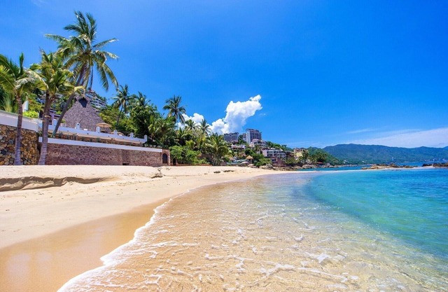 Villa Verde am Strand von Conchas Chinas in Mexiko