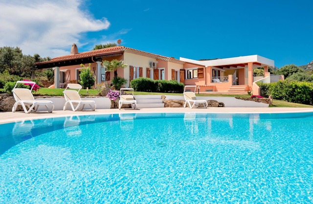 Villa Veronica, mit privatem Pool und Meerblick in Costa Smeralda, Sardinien