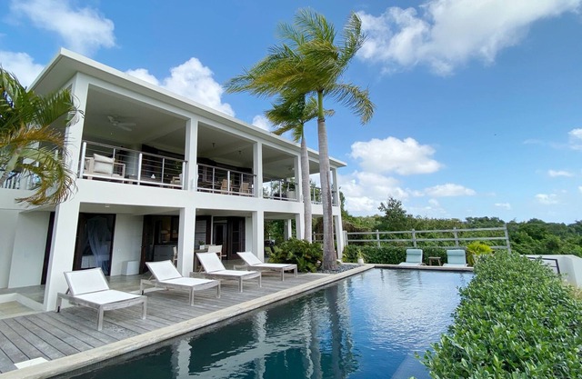 Villa Vieques mit beheiztem Pool