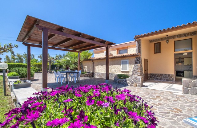 Villa "Villamorus 2" mit Garten, Terrassen und WLAN