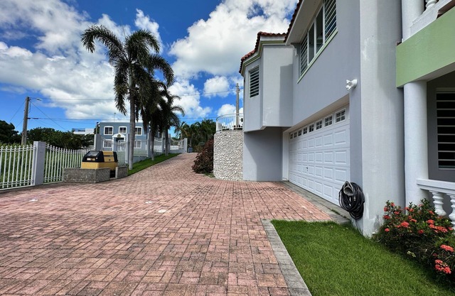 Villa Volcy, your Luxurious Island Retreat in Boquerón, Cabo Rojo