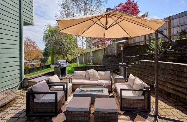 Villa w/ Hot Tub, Firepit, Game Room + EV Charger!