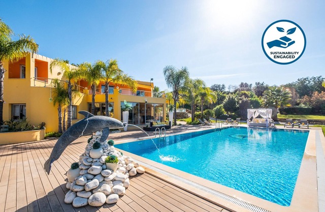 LUXURIOUS VILLA, STUNNING GARDENS, SEA VIEW, SEPARATE ANNEX, EQUESTRIAN AREA