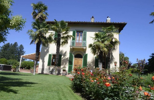 Villa mit Pool und Whirlpool - Villa Le Facezie