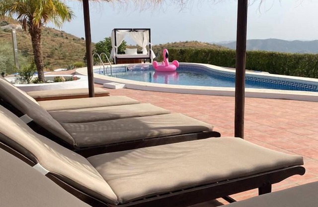 Villa mit Pool, in der Nähe des Meeres, für 6 Personen, komplett ausgestattet