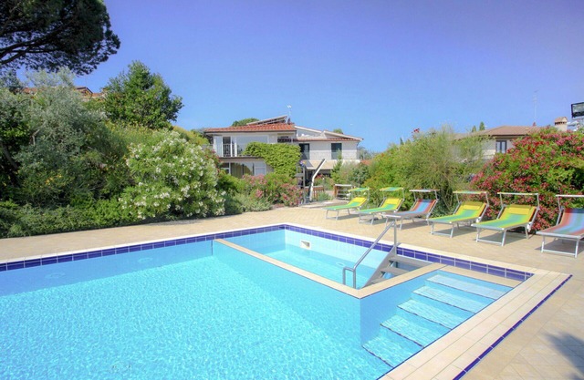 Ferienhaus mit privatem Pool, Klimaanlage, Whirlpool, W-LAN, TV, Terrasse, Panoramablick, Parkp...