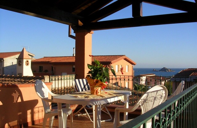 Ferienhaus mit herrlichem Meerblick, 500 Meter vom Strand und Klippen