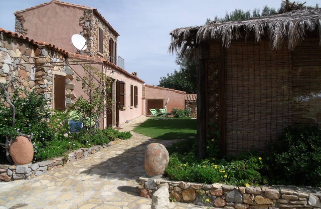 Villa auf Entu in der Macchia und einem weiten Blick auf das Meer