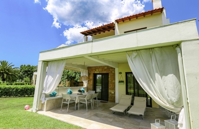 Villa with a Large Plot 100 m to the Beach