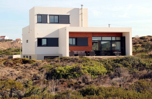 VILLA MIT BLICK AUF STRAND BORDEIRA