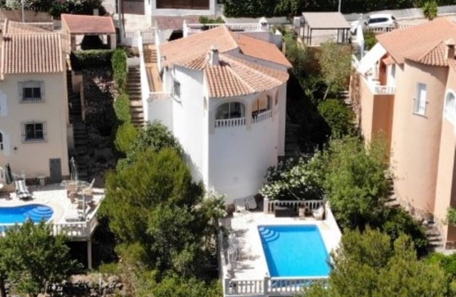 Villa mit privatem Pool, ruhige Lage, Strand 6 km