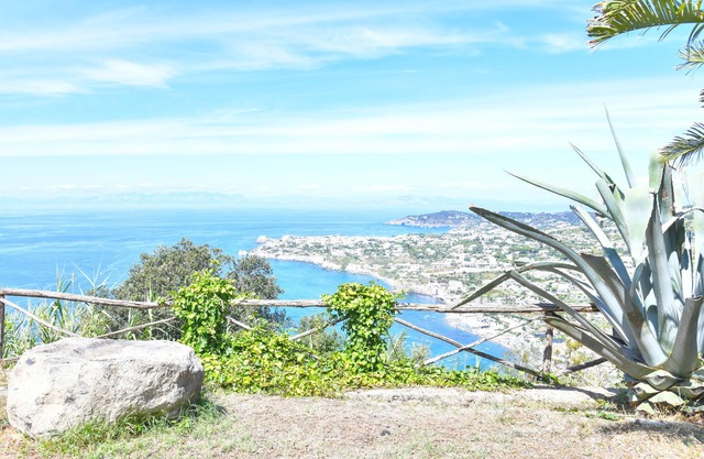Villa mit exklusivem Golfblick + Privatparkplatz