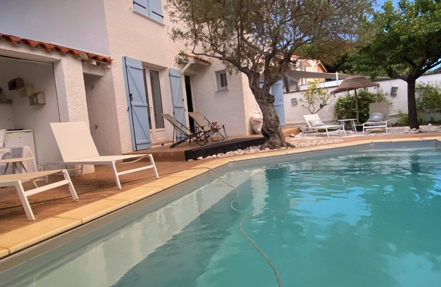 VILLA MIT POOL: WASSERGEIST