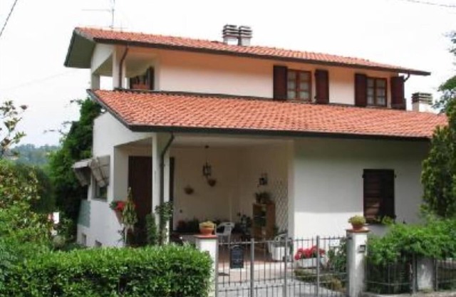 Villa mit Garten auf dem Land 10 Minuten vom Zentrum von Aulla entfernt