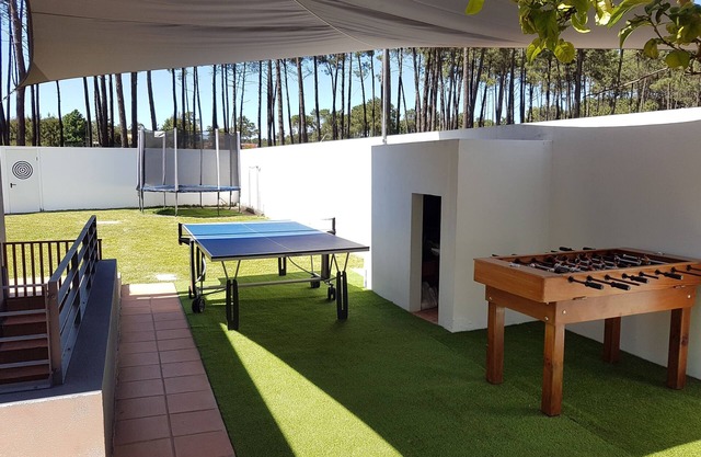 Villa mit beheiztem Pool, WiFi, 5 min Stränden, 20 min von Lissabon
