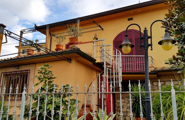 Villa mit Garten im Herzen der Toskana 2