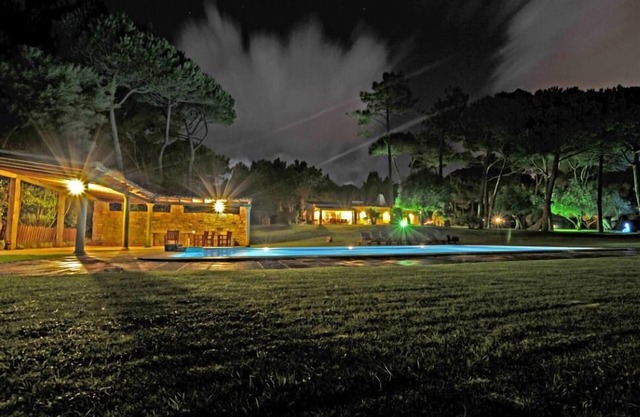 VILLA MIT LUX PARK, 8.000m2 Gras und 7 x 14m großem POOL, SINTRA - COLARES