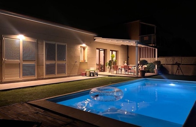 Villa with pool between Versilia and the Cinque Terre