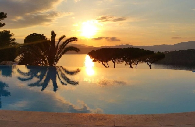 Villa mit Meerblick (8-9pax) 3 Schlafzimmer 2 Bäder