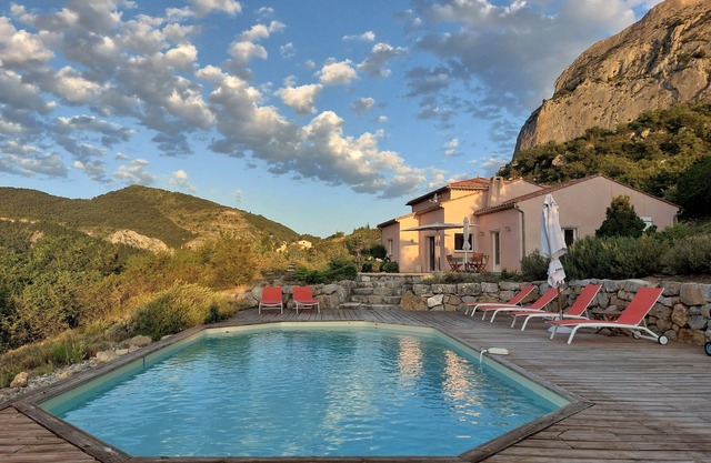 Villa with pool and breathtaking view