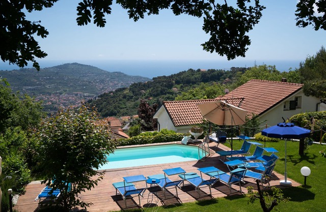 Agata House - Villa mit Pool für Gruppen und Familien