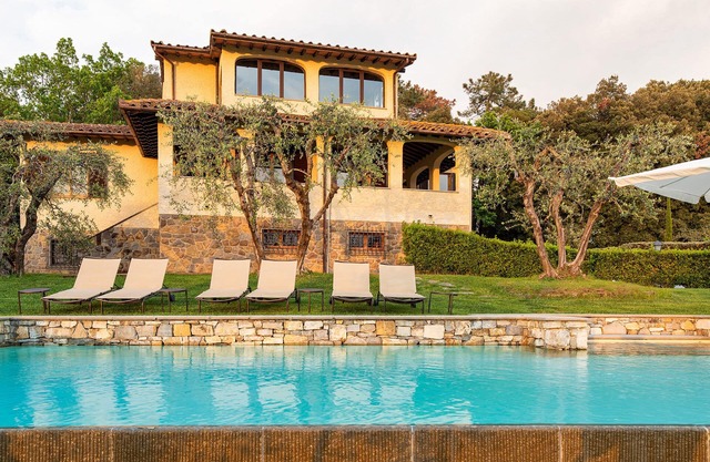 Villa mit Pool für 12 Personen mit herrlichem Blick
