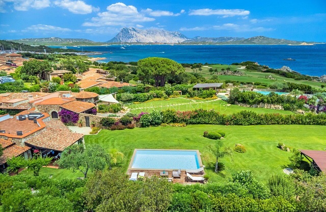 Villa in San Teodoro mit 5 Schlafzimmern 10 Schlafplätzen