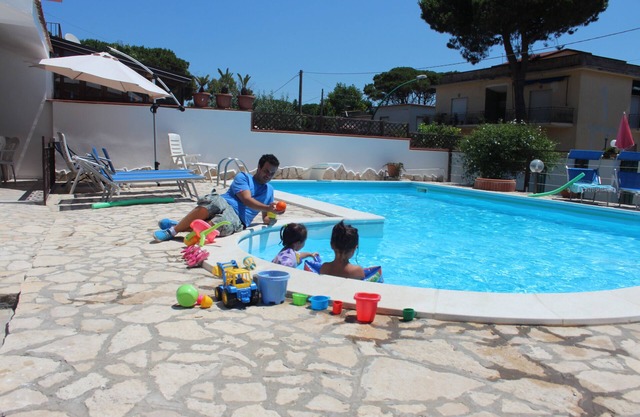 Villa mit Pool Naples Sea Beach Garden Urlaub privaten Park. 13persone