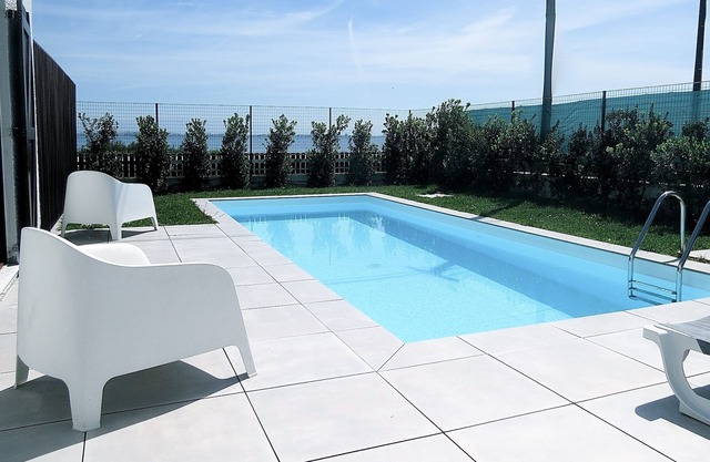 Villa mit Pool am Strand von Torreira, entlang der Mündung entfernt.