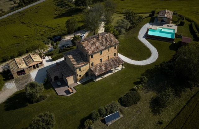 Villa with private pool and wellness area in the heart of Le Marche