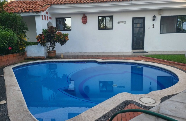 Villa with private pool and amazing ocean view