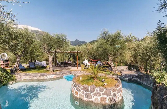Villa mit privatem Pool, schöne Einrichtung.g, eingezäunten Garten.