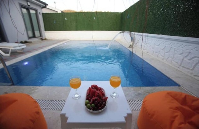 Villa with Private Pool Close to the Beach in Fethiye