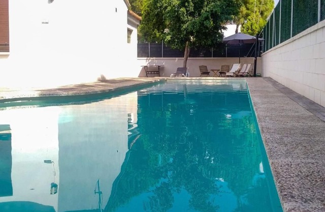 Villa mit privatem Pool in Strandnähe