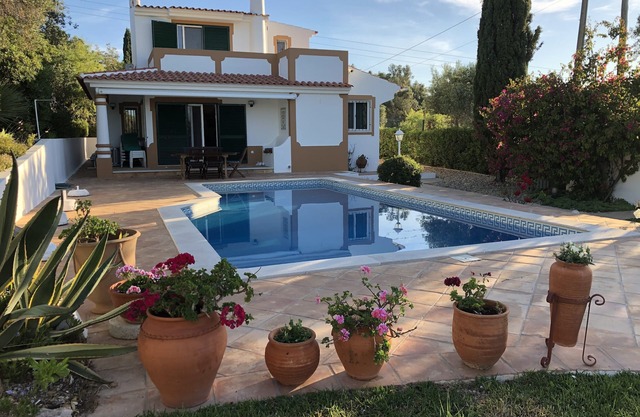 Villa mit eigenem Pool