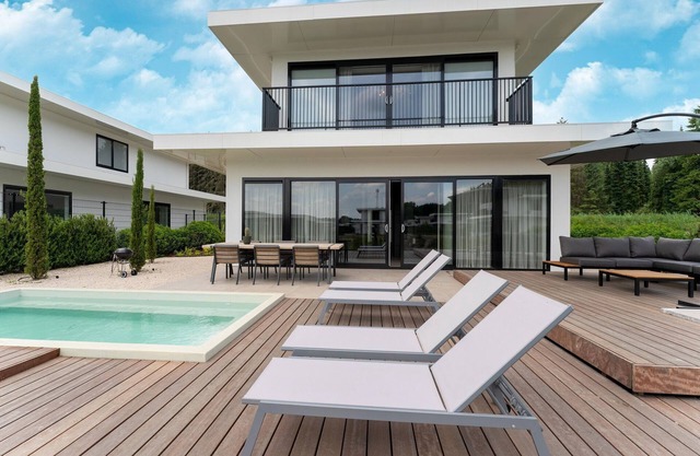 Villa con sauna y piscina cerca de Harderwijk