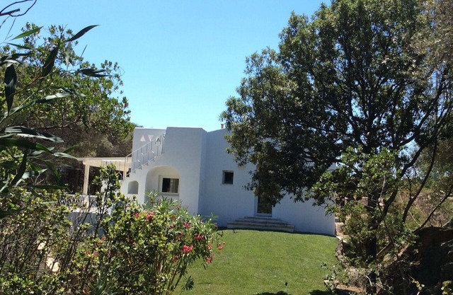 Villa with sea view from 3 terraces