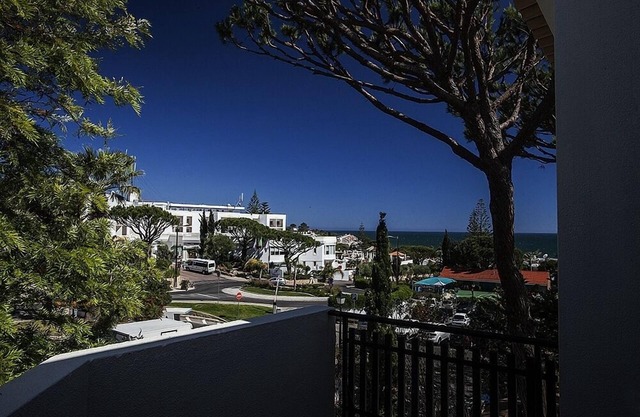 Villa mit Meerblick, zu Fuß zum Strand und Golfplätze