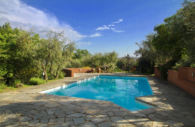 Villa mit Pool auf dem Land in der Nähe des historischen Zentrums