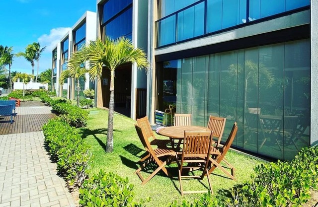 villagem Itacimirim Foot in the sand