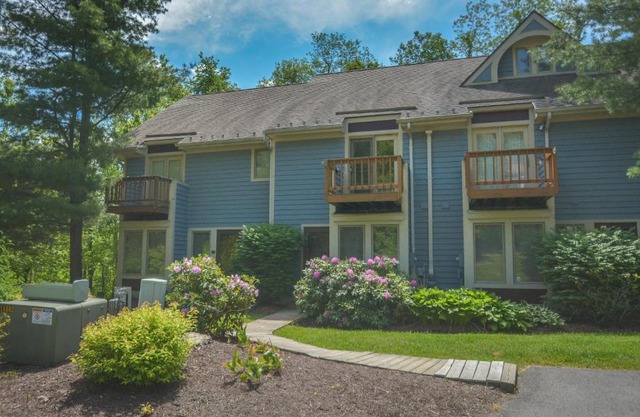 Villages of Wisp 13 Lakeview Court