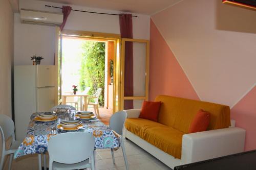 Villaggio Portorosa - La casetta tra le palme 14