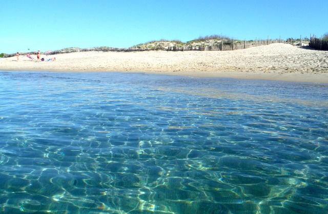 Villaplatamona, exklusive und spektakuläre Villa am Meer des Golfs von Asinara.