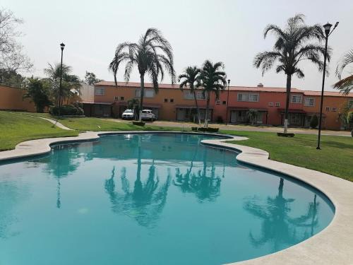 VILLAS del SEMINARIO CERCA DE ALBERCA OLIMPICA Y TEC DE MONTERREY CUERNAVACA