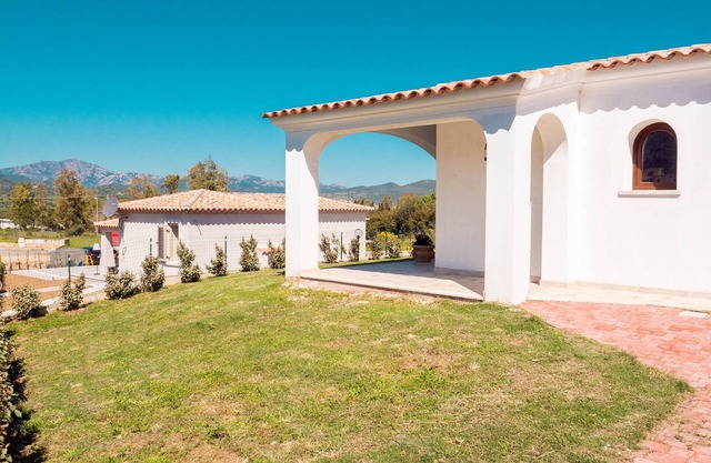 Villetta Budoni Rentals 5 minutes from the beach