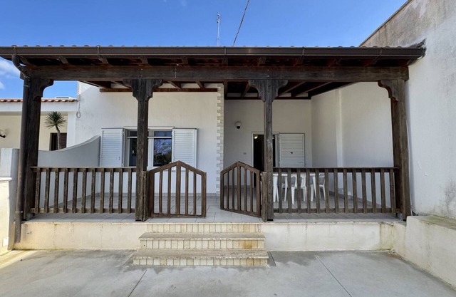 Villa Marilena für 7 Personen in Torre Suda